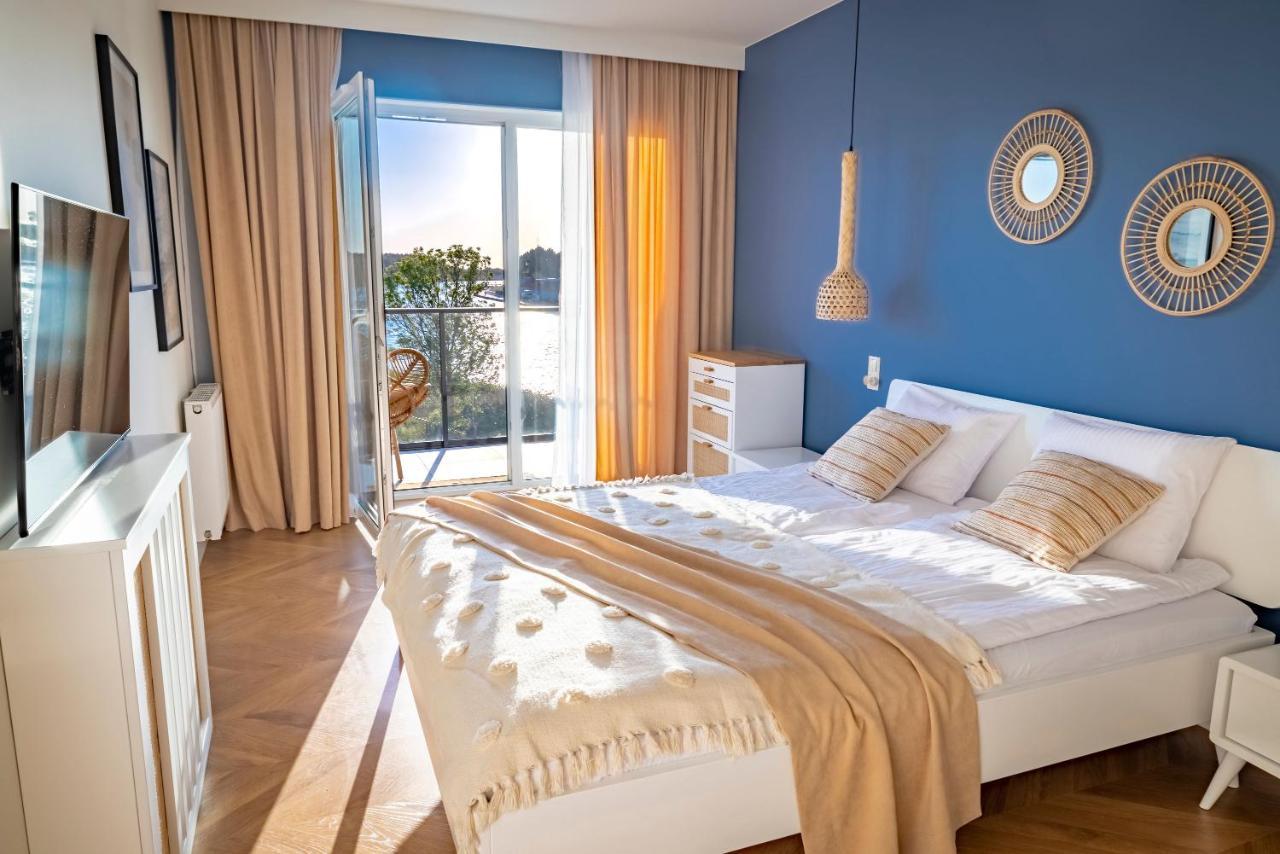Odnowa Z Widokiem Na Morze, Basen I Jacuzzi Apartment